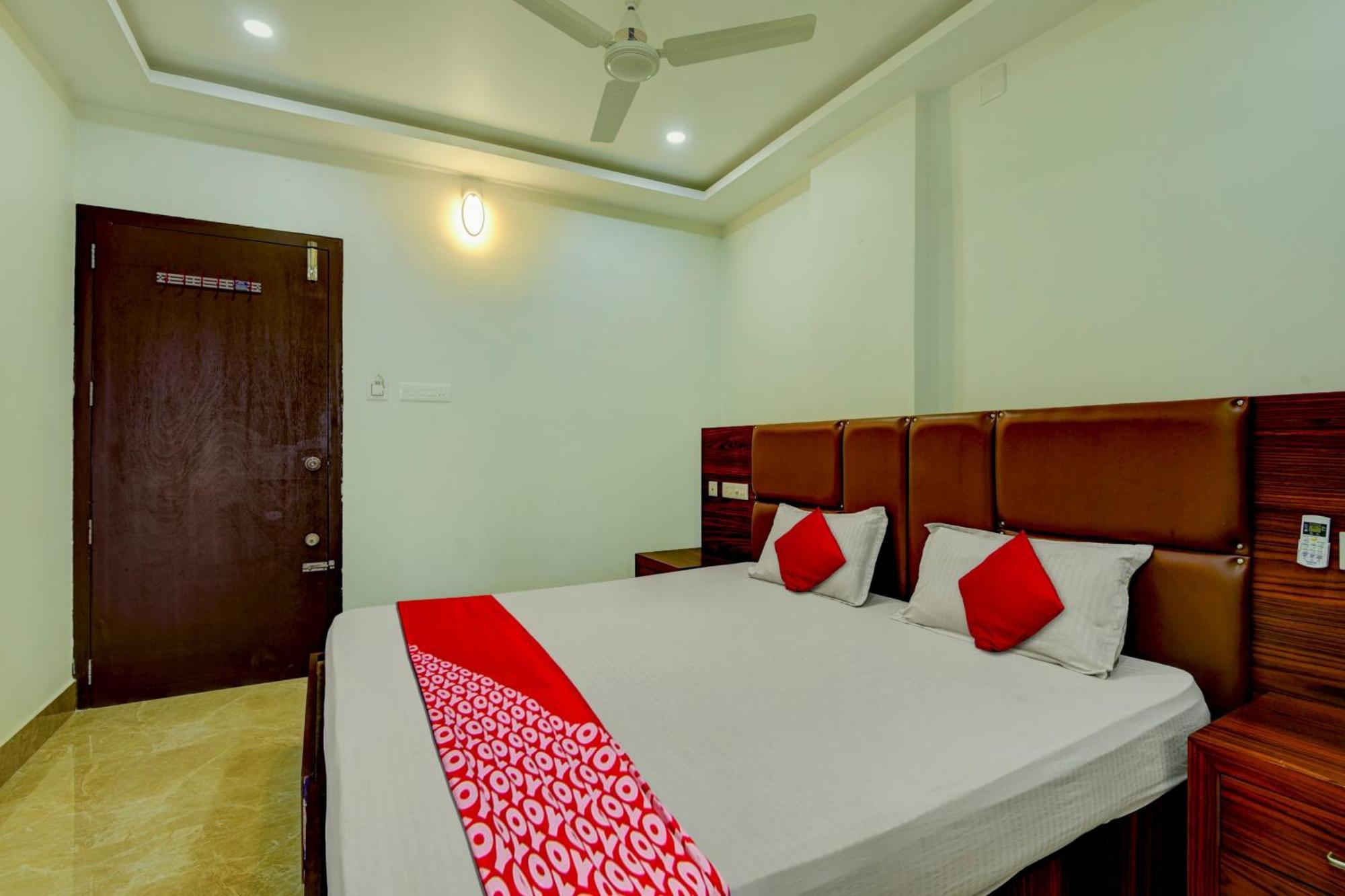 Hotel O Royal Tower Lodge Etakkare ภายนอก รูปภาพ